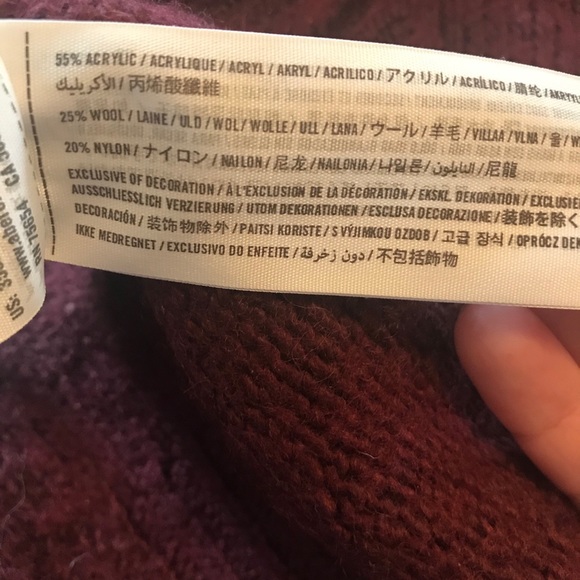 Hollister wool blend burgundy sweater - Picture 6 of 9